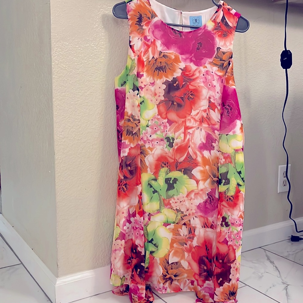 Cece size 10. Floral dress.
